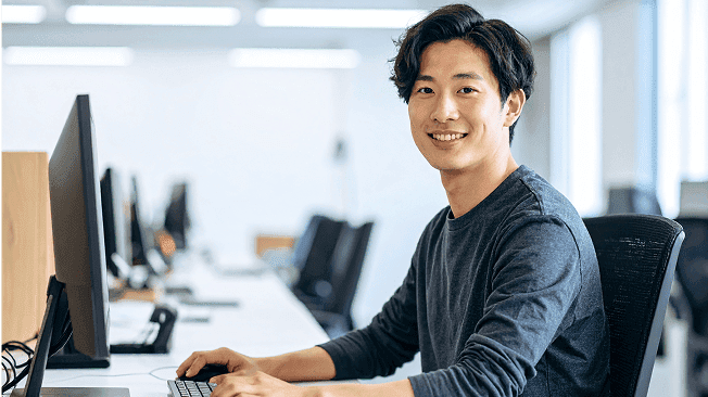 内製比率70%、外注30%で運用コストを最適化