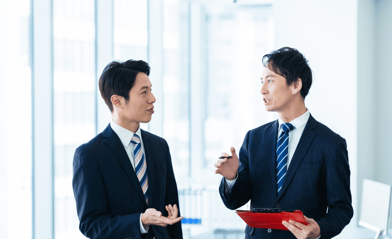 貴社の状況に合わせて、生成AIの社内導入までのロードマップを作成します